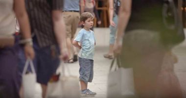 Stire din Eveniment : O mamă a fost reclamată la 112, după ce și-a pedepsit copilul în incinta unui mall
