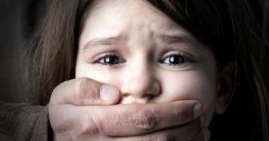 Stire din Eveniment : CRUZIME FĂRĂ MARGINI! FETIȚĂ DE 10 ANI, DIN CONSTANȚA, VIOLATĂ ÎN REPETATE RÂNDURI