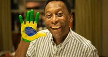 Stire din Sport Internațional : Marele fotbalist Pele a fost operat
