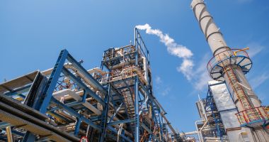 Rafinăriile Petromidia și Vega vor beneficia de investiții de 66 milioane de USD în 2025 - 2