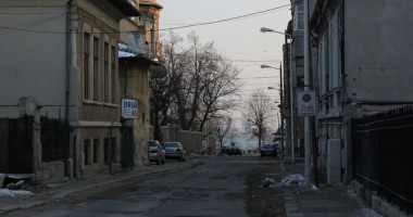 CONSTANȚA în IMAGINI / Kitschuri moderne printre monumente arhitecturale - 5