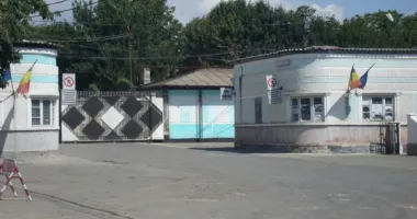Stire din Eveniment : Bărbat din Cernavodă, condamnat la 10 luni de închisoare, încarcerat la Penitenciarul Poarta Albă