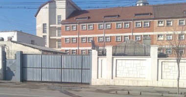 Stire din Eveniment : Patru deținuți de la Penitenciarul Tulcea, în stare gravă la spital, după ce au fost înjunghiați într-un scandal