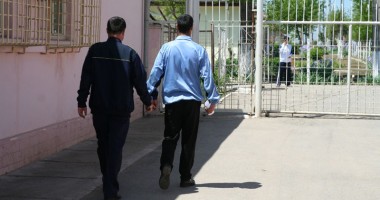 Stire din Eveniment : S-a dat alarma la Penitenciarul Poarta Albă