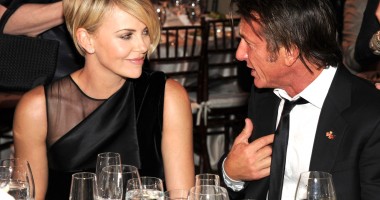 Stire din Monden : Charlize Theron și Sean Penn s-au despărțit!