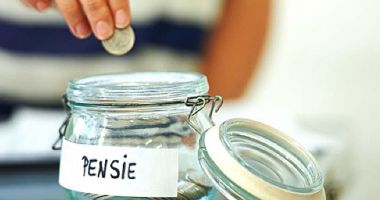 Persoanele cărora le lipsesc ani din stagiul de cotizare pot plăti retroactiv contribuția la pensie