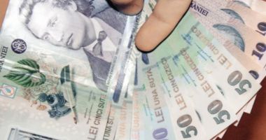 Stire din Economie : Guvernul a taxat pensiile private. Modificările se aplică din 2023
