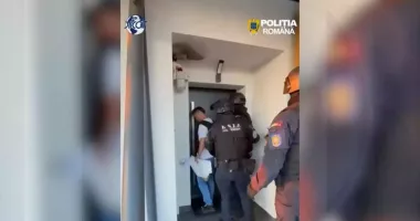1.000 de români au ieşit ilegal la pensie mai devreme. Ce au găsit anchetatorii în casele suspecților
