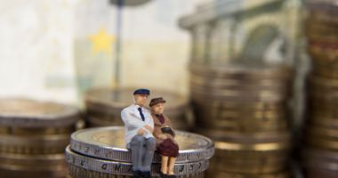 Stire din Economie : Nu se va mai impozita de la 1 ianuarie 2024 contribuția la pilonul II de pensii