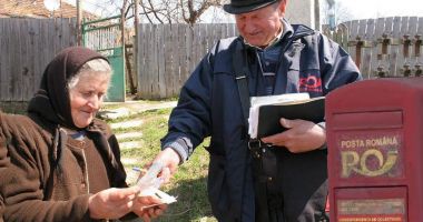 Stire din Social : Nu plecați de-acasă! Poşta Română a început astăzi distribuirea pensiilor pentru luna ianuarie