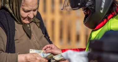Stire din Social : Când intră pensiile pe card în iunie 2025