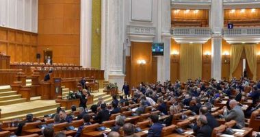 Stire din Politică-Administrație : Bugetul pe 2019, amânat pentru anul viitor