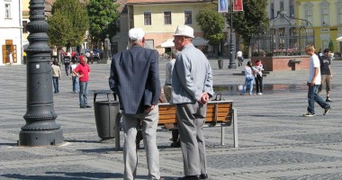 Stire din Social : Cu cât a scăzut numărul pensionarilor în 2011