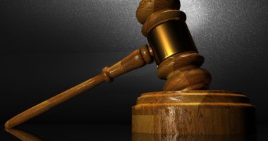 Stire din Politică-Administrație : Șeful statului a eliberat din funcții patru magistrați de la Constanța