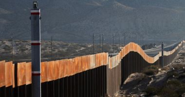 Stire din Actualitate : Pentagonul deblochează 3,6 miliarde de dolari pentru zidul de la frontiera cu Mexicul