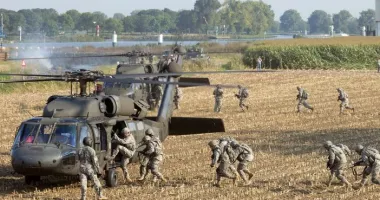 Stire din Actualitate : Pentagonul se pregătește pentru operațiuni pe teren în Iran
