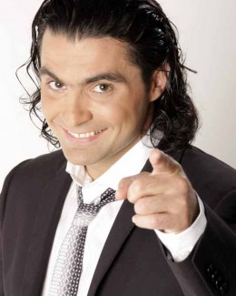 Stire din Monden : Pepe: "Într-o lună, mă mut cu soția și cu fetița în casă nouă!"