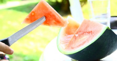 Stire din Sănătate : Cura de pepene verde ne menține sănătoși și în formă