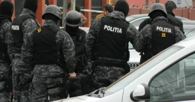 Operaţiune mamut în 59 de state pentru destructurarea unor reţele de trafic de persoane