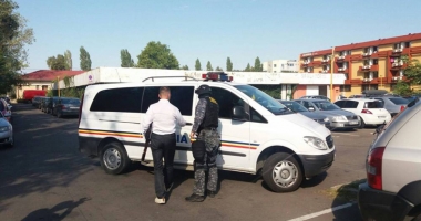Stire din Eveniment : Percheziții la Hotelul Riviera din Mamaia, într-un dosar de evaziune și spălare de bani
