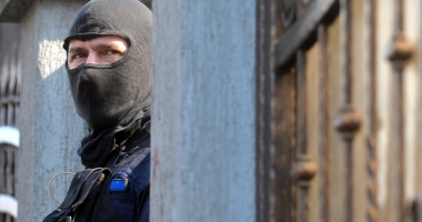 Percheziții în Constanța, după comiterea unor furturi de pesticide și motorină - 2