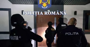 Stire din Eveniment : Înșelăciune imobiliară, la Constanța. Bărbat reținut după ce încasa avansul pentru închiriere și dispărea cu banii