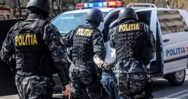 Stire din Eveniment : Minoră din Constanța, șantajată sexual de un bărbat. Anchetatorii au intrat pe fir