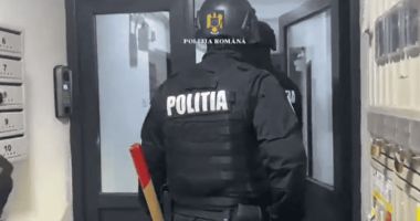Stire din Eveniment : Percheziţii într-un dosar privind utilizarea unui software piratat. Prejudiciu de 750.000 euro