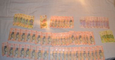 Percheziții la Constanța. Stupefiante, țigări de contrabandă, pistoale, descoperite în casele a șapte constănțeni - 4