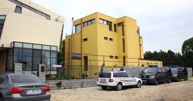 Percheziții la angajați ai Primăriei Constanța - 3