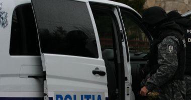 Stire din Eveniment : PRIMA CASĂ LUATĂ PE ȘPAGĂ? Percheziții de amploare la Fondul de Garantare, cel care supraveghează "Prima Casă"