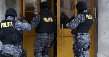 Stire din Eveniment : PERCHEZIȚII ÎN CONSTANȚA într-un dosar de SPĂLARE DE BANI