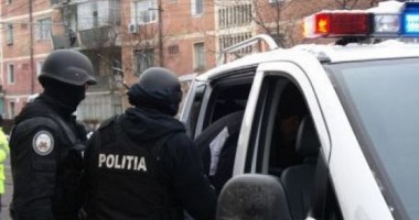 Stire din Eveniment : Percheziții la hoții din locuințe