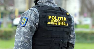 Stire din Eveniment : Percheziții la indivizii care au jefuit grădinițele și cofetăriile din Constanța
