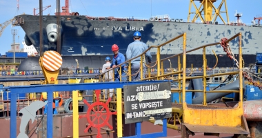 Performanțe spectaculoase ale navaliștilor din SNC - 8