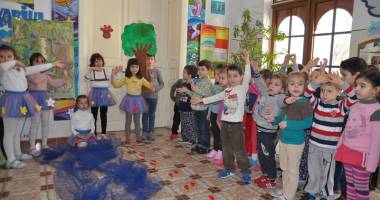 Poetul Național, celebrat la Grădinița "Perluțele Mării" - 2