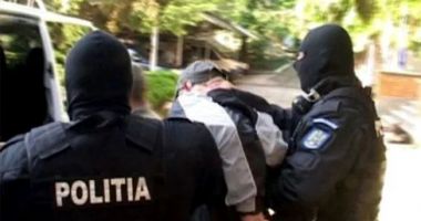 Stire din Eveniment : Bărbat din Constanța, prins la volan fără permis. Iată la ce gest a recurs pentru a scăpa