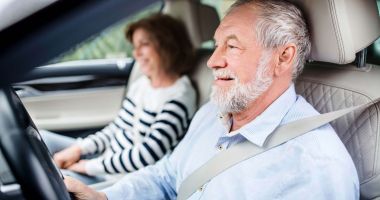 Stire din Actualitate : Șoferii seniori ar putea avea permisul valabil mai puțin și controale medicale mai stricte