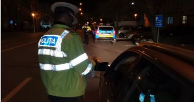 Stire din Eveniment : A condus un an de zile cu permis fals, cumpărat de pe TikTok. Iată care este pedeapsa bărbatului