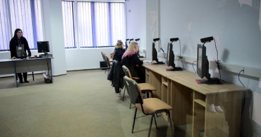 Examenul pentru permisul de conducere, greu de trecut. "Trebuie să scăpăm de polițiști" - 2