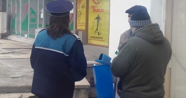 Stire din Eveniment : Persoanele  în vârstă, sfătuite cum să se ferească de escroci