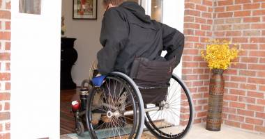 Stire din Social : Persoanele cu dizabilități și romii, chemați la cursuri de calificare profesională