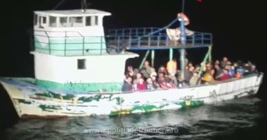 Pescador plin cu migranți, depistat de polițiști la Mangalia - UPDATE - 1