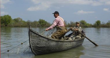Stire din Social : Vești bune pentru pescari. 600.000 de euro, puși la dispoziție!