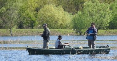 Stire din Social : Informația zilei, despre PROHIBIȚIA pescuitului în Deltă. Pescarii au cuvântul!