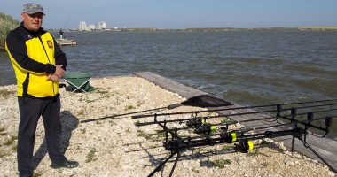 Pescari meseriași! Capturi incredibile de pește pe lacul Corbu 2 - 3