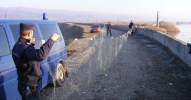 Peste 80 kilograme de pește, transportate fără documente legale, confiscate de polițiștii de frontieră constănțeni