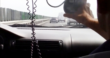 Radar mobil! Peste 10 de șoferi, lăsați fără permis pe A2
