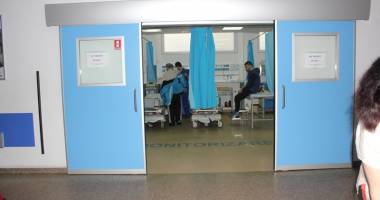 Stire din Sănătate : Peste 1.000 de constănțeni au ajuns la spital  week-end-ul trecut