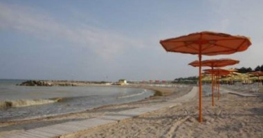 Stire din Economie : Doar 0,8% din totalul turiștilor din luna ianuarie au ajuns în stațiunile de pe litoral